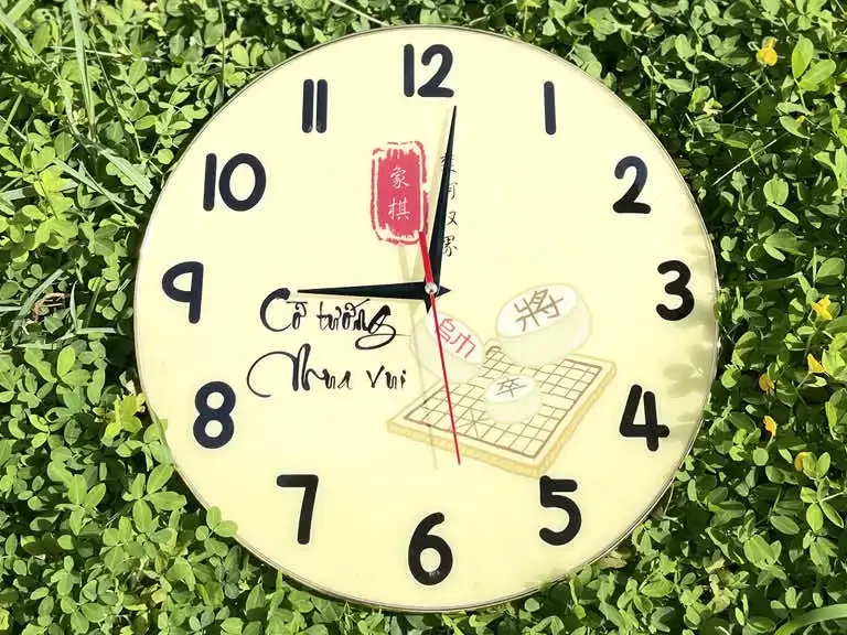 đồng hồ cờ tướng treo tường